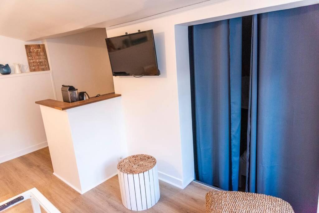 Appartement 2 Personnes, Place St Sauveur A 2Min ก็อง ภายนอก รูปภาพ