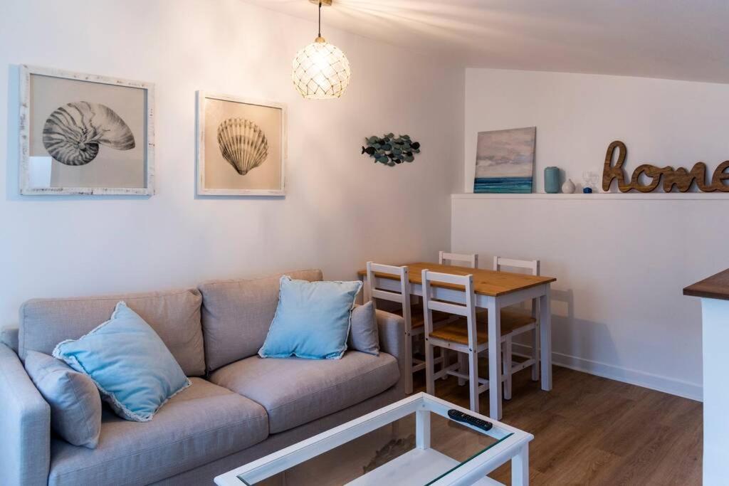Appartement 2 Personnes, Place St Sauveur A 2Min ก็อง ภายนอก รูปภาพ